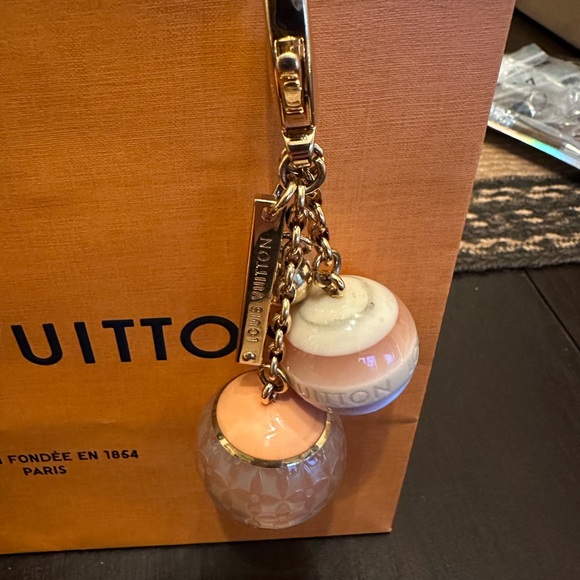 Louis Vuitton Gold, Pink and Cream Keychain - Picture 2 of 6